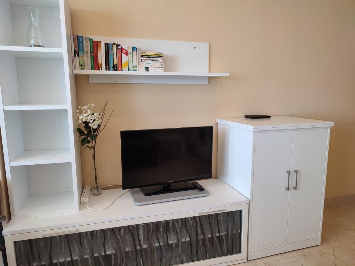 Turisstiko La Roca Chica 2 Apartment ตอร์เรโมลิโนส ภายนอก รูปภาพ