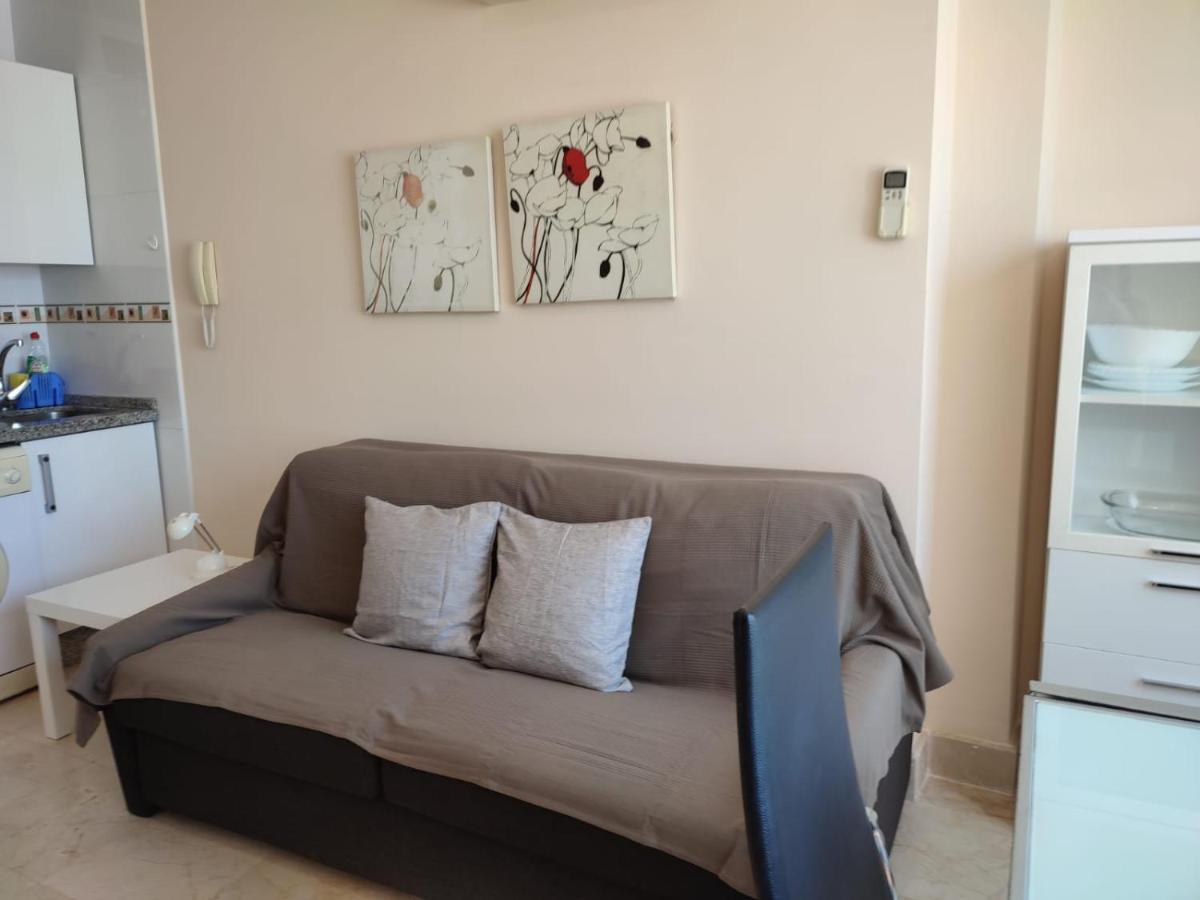 Turisstiko La Roca Chica 2 Apartment ตอร์เรโมลิโนส ภายนอก รูปภาพ